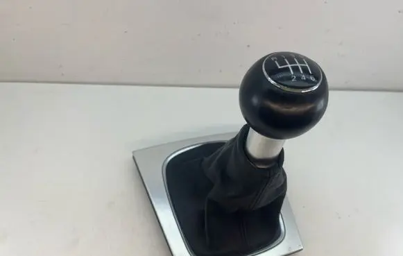 Audi A3 S3 8P Gear lever shifter trim leather/knob 402003001000