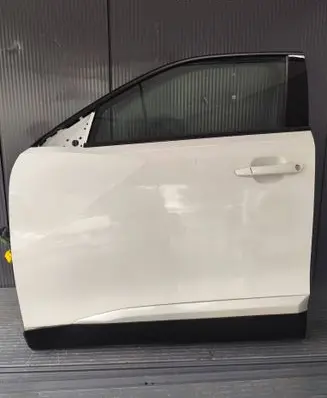 Peugeot 2008 II Front door 2008IIDRZWILEWE