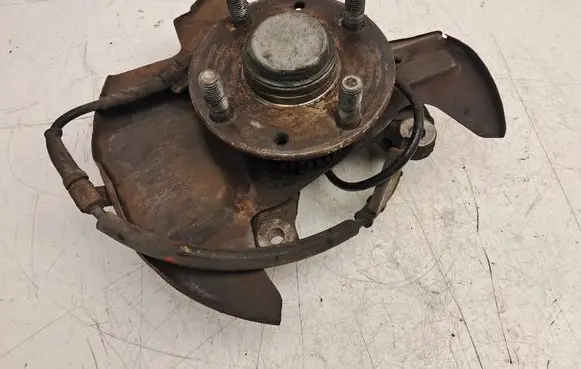 Mazda MX-5 NB Miata Front wheel hub spindle knuckle 