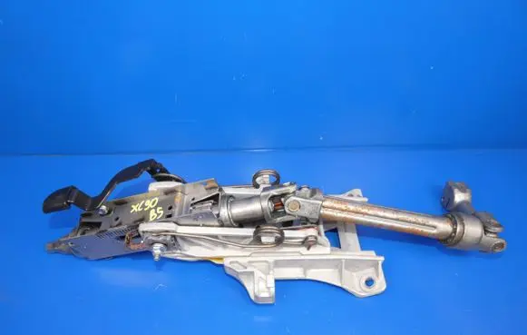 Volvo XC90 Steering wheel axle 32315147 T21041200901