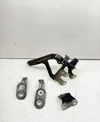 BMW 5 F10 F11 Fender mounting bracket 41357207209 7207209 41357207203