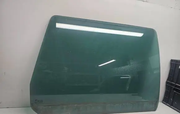 Seat Alhambra (Mk1) Rear door window glass