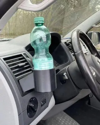 Cup holder front
