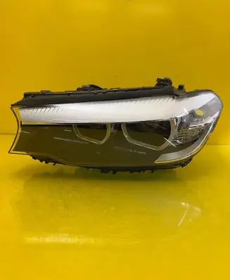 BMW 5 G30 G31 Headlight/headlamp 8499111-01