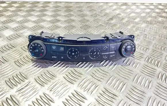 Mercedes-Benz E W211 Climate control unit 2118300190 553206 00020905