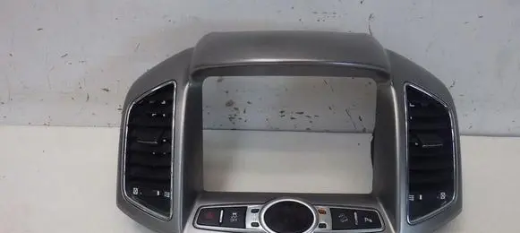 Chevrolet Volt I Panel trim 