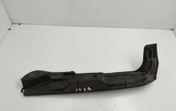 Audi A4 S4 B7 8E 8H Other engine bay part 8E0821111
