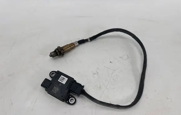 Jaguar XE Lambda probe sensor L8A25H310AC 1277023919 8J0901606