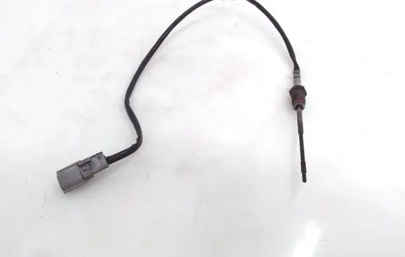 Mercedes-Benz B W246 W242 Exhaust gas temperature sensor 226401632R 07U090881