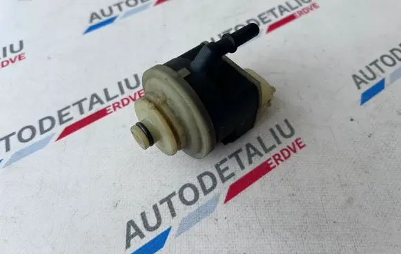 BMW 1 F20 F21 Fuel filter heater 8511054 13328511054 8507678