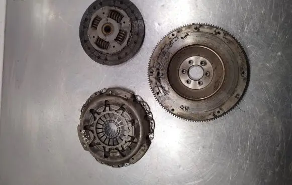 Ford Transit Courier Clutch set kit CV206375AA