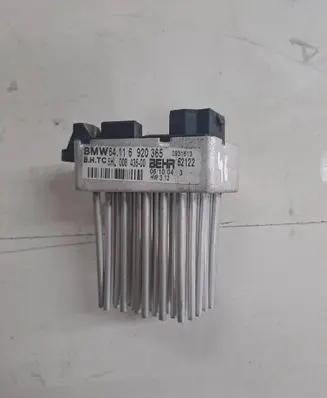 BMW 3 E46 Heater blower motor/fan resistor 6920365