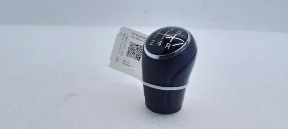 Suzuki Vitara (LY) Gear lever shifter trim leather/knob