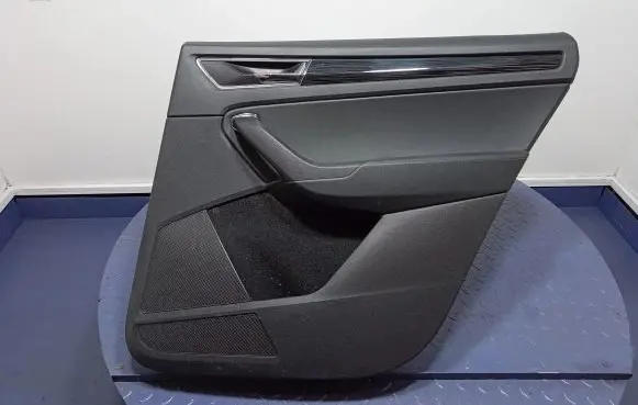 Skoda Kodiaq Door card panel trim set 565867024