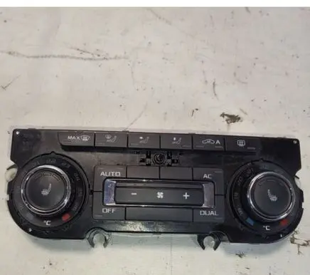 Skoda Octavia Mk2 (1Z) Climate control unit 3T0907044BL