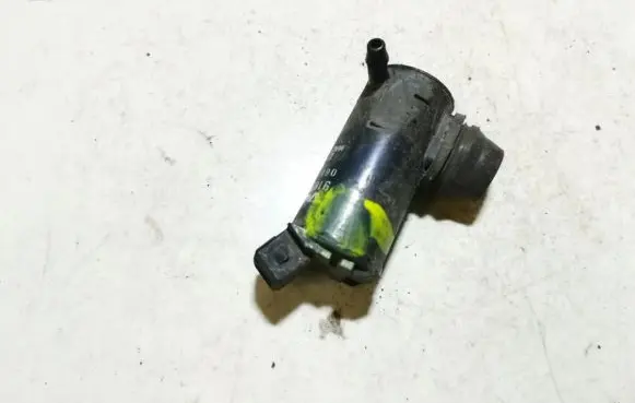 Volvo S80 Windscreen/windshield washer pump 9169611 060210-3950