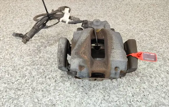 BMW X3 F25 Front brake caliper 6790921