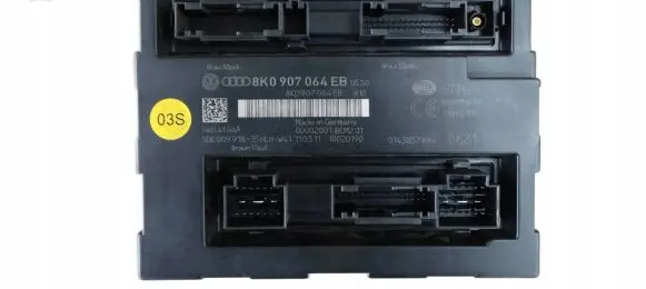 Audi A4 S4 B8 8K Comfort/convenience module 8K0907064EB