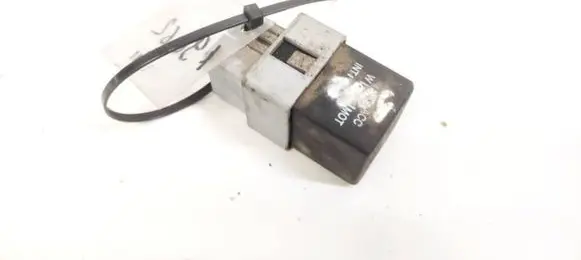 Mitsubishi Carisma Other relay MB953394 72HM100
