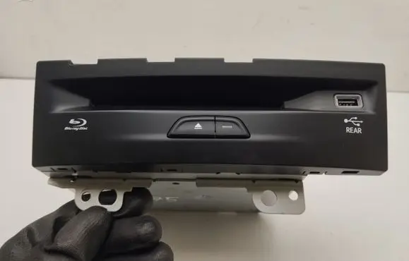 Chrysler Pacifica Radio/CD/DVD/GPS head unit 68378304AA