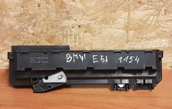 BMW 5 E60 E61 Fuse module 6957330 1154
