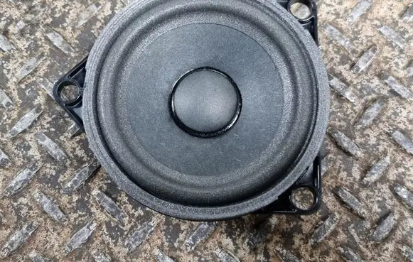 Volvo XC40 Front door speaker 31456830