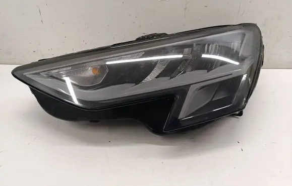 Audi A3 8Y Headlight/headlamp 8Y0941011A