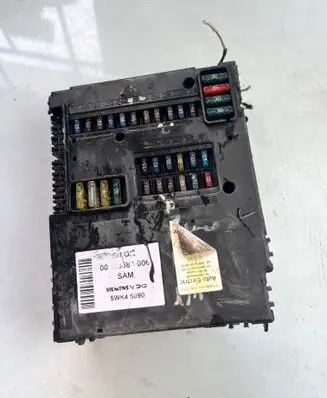 Smart ForTwo I Comfort/convenience module 5WK45090 701868006