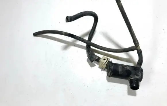 Volvo S80 Windscreen/windshield washer pump 9169611 060210-3950