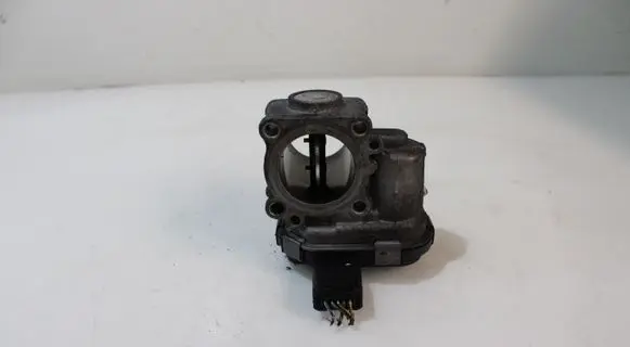 Ford Focus Engine shut-off valve 