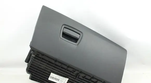 BMW 5 F10 F11 Glove box 9205976