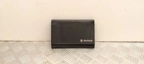 Skoda Enyaq iV User manual 5LG012720AC