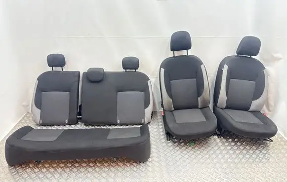 Seat set