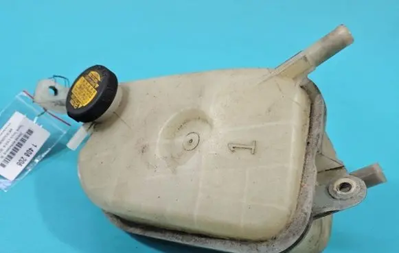 Toyota Corolla E160 E170 Coolant expansion tank/reservoir 16480-0D030 IMPRK1408206