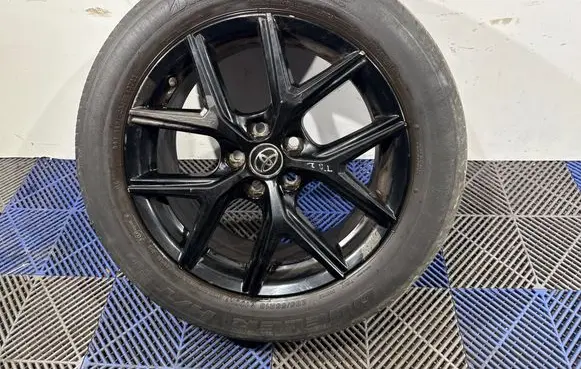R18 alloy rim