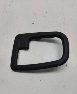 BMW 3 E36 Front door handle cover 1960645 51221960645