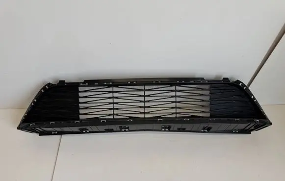 KIA Ceed Front bumper lower grill 86560J7DA0