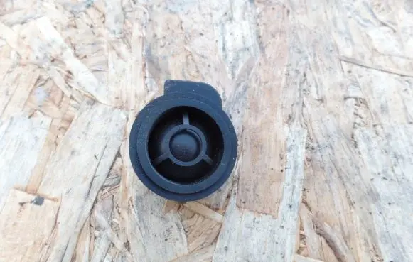 Honda FR-V Front door high frequency speaker