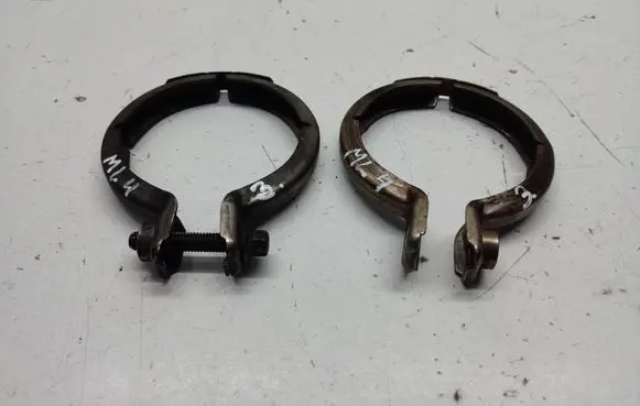Mercedes-Benz ML W164 Muffler mount bracket/holder 