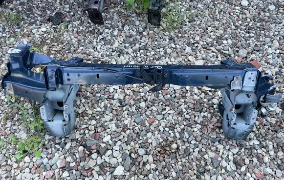 Opel Insignia A Top upper radiator support slam panel