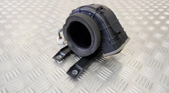 Toyota Prius (XW50) Hybrid/electric vehicle battery fan G923047080