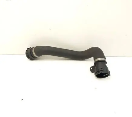 BMW 5 E39 Engine coolant pipe/hose