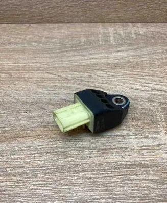 Toyota Land Cruiser (J150) Airbag deployment crash/impact sensor 8983175020