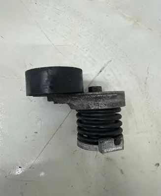 Mercedes-Benz A W176 Generator/alternator belt tensioner 117501113R