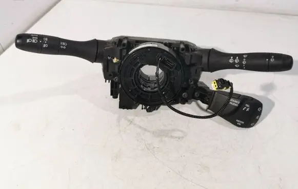 Dacia Duster II Wiper turn signal indicator stalk/switch 255678207R 255540638R