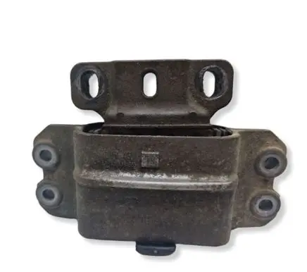 Volkswagen Touran I Engine mount bracket 1K0199555