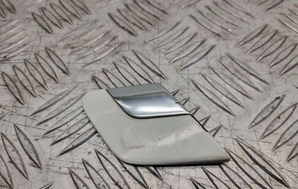 Volkswagen Phaeton Rear fender molding trim 3D0853982