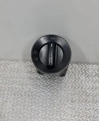 Volkswagen Polo IV 9N3 Light switch 6Q0941531C Q1CT3075