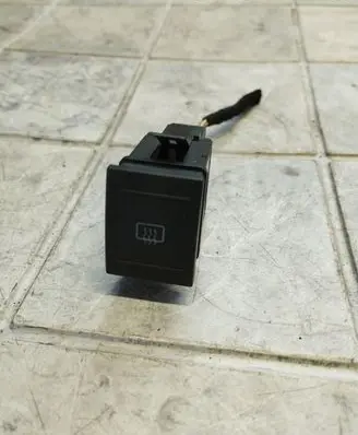Windscreen/window heater switch
