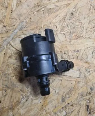 BMW X3 G01 Electric auxiliary coolant/water pump 8605322 0392023227